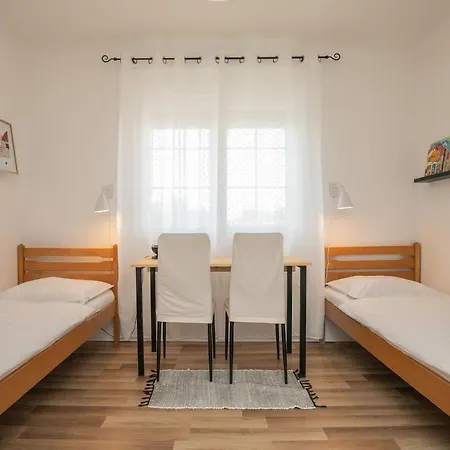 Vila Holiday House Happy Place, Murvica Murvica (Policnik)