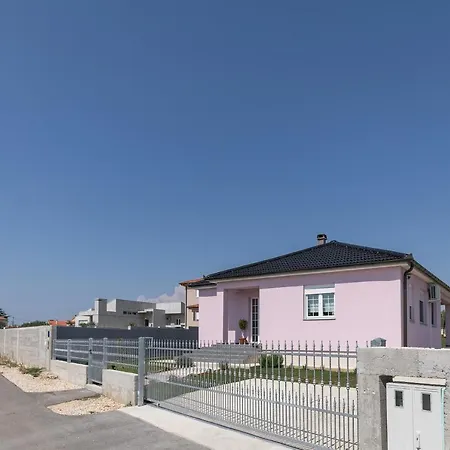 Vila Holiday House Happy Place, Murvica Murvica (Policnik)