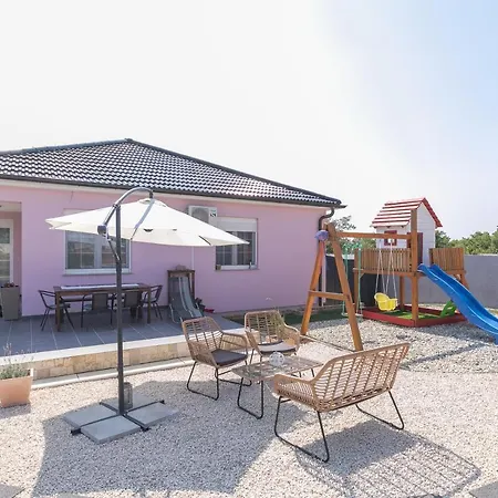 Holiday House Happy Place, Murvica *